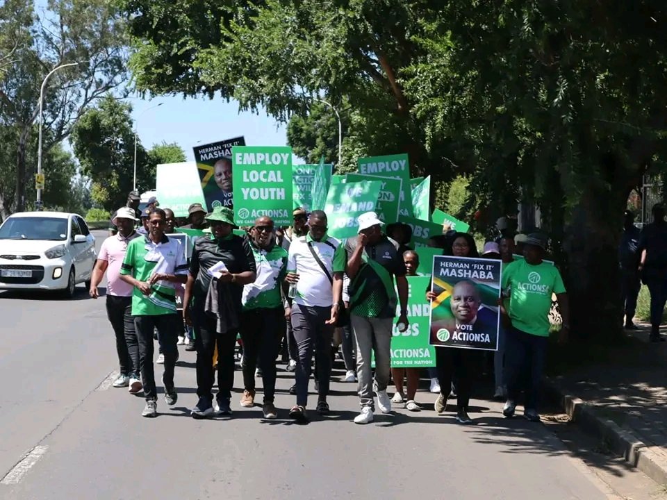 Our mandate for the day is clear. We fight for the rights of the youth of Newcastle💚🤍💚✊🏾 #YouthInAction #ZwakeleMncwango4Premier #LetsFixOurProvince #OnlyActionWillFixSA #YourKZNOwnIt #RoadToNPE2024 @Action4SA @HermanMashaba @HluphiGafane @ActionSA_Youth @stephan_gerber0