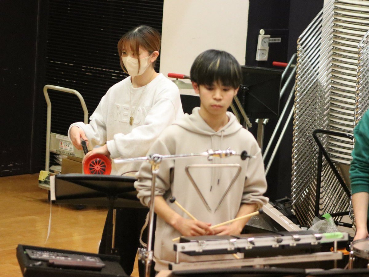 toho_perc_ tweet picture