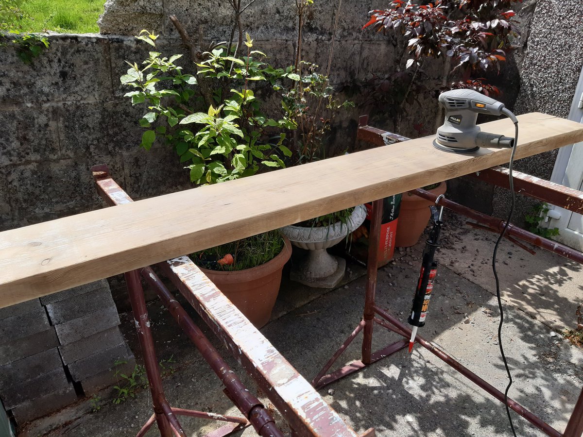 mouse_workshop's tweet image. Using a leftover floor joist from the attic conversion, I made a radiator shelf. The wood was aged using a hammer, cutting splits in the wood using a multi-tool and burnt before going over it with a wire brush. Finally stained and varnished. #upcycle #diy