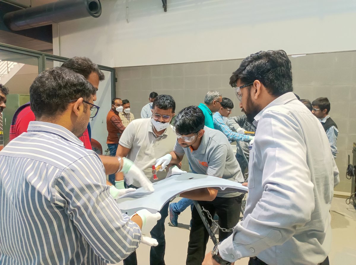 iacein's tweet image. Liberty General Insurance @LibertyGILtd is committed to excellence! 
Their staff recently completed a 3-day training program at iACE on auto body repair, paint, and cost assessment.  
#learningandinnovation #insurance #iACE