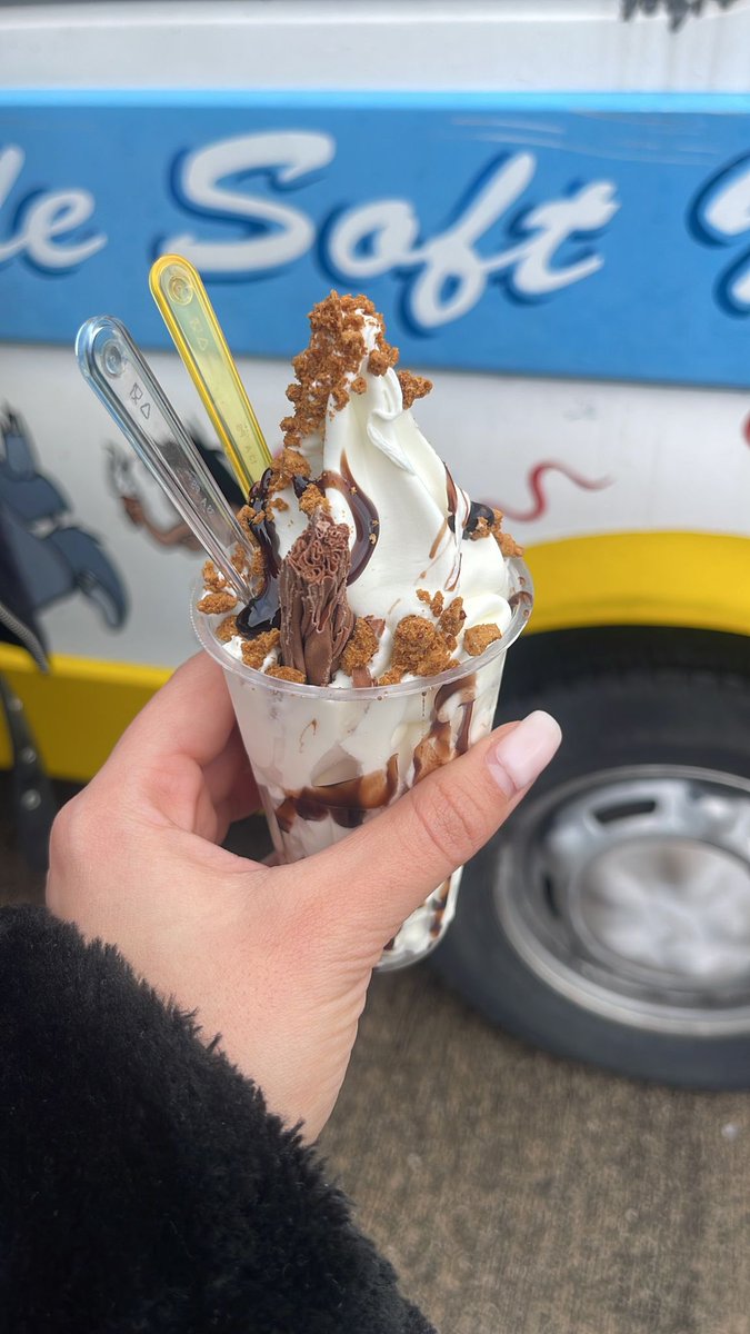 Thanks <a href="/gpincheshire/">Gary Palmer</a> and <a href="/firebolthazel/">Anna Brown</a> for todays treats to celebrate #EmployeeAppreciationDay - much appreciated by all the team