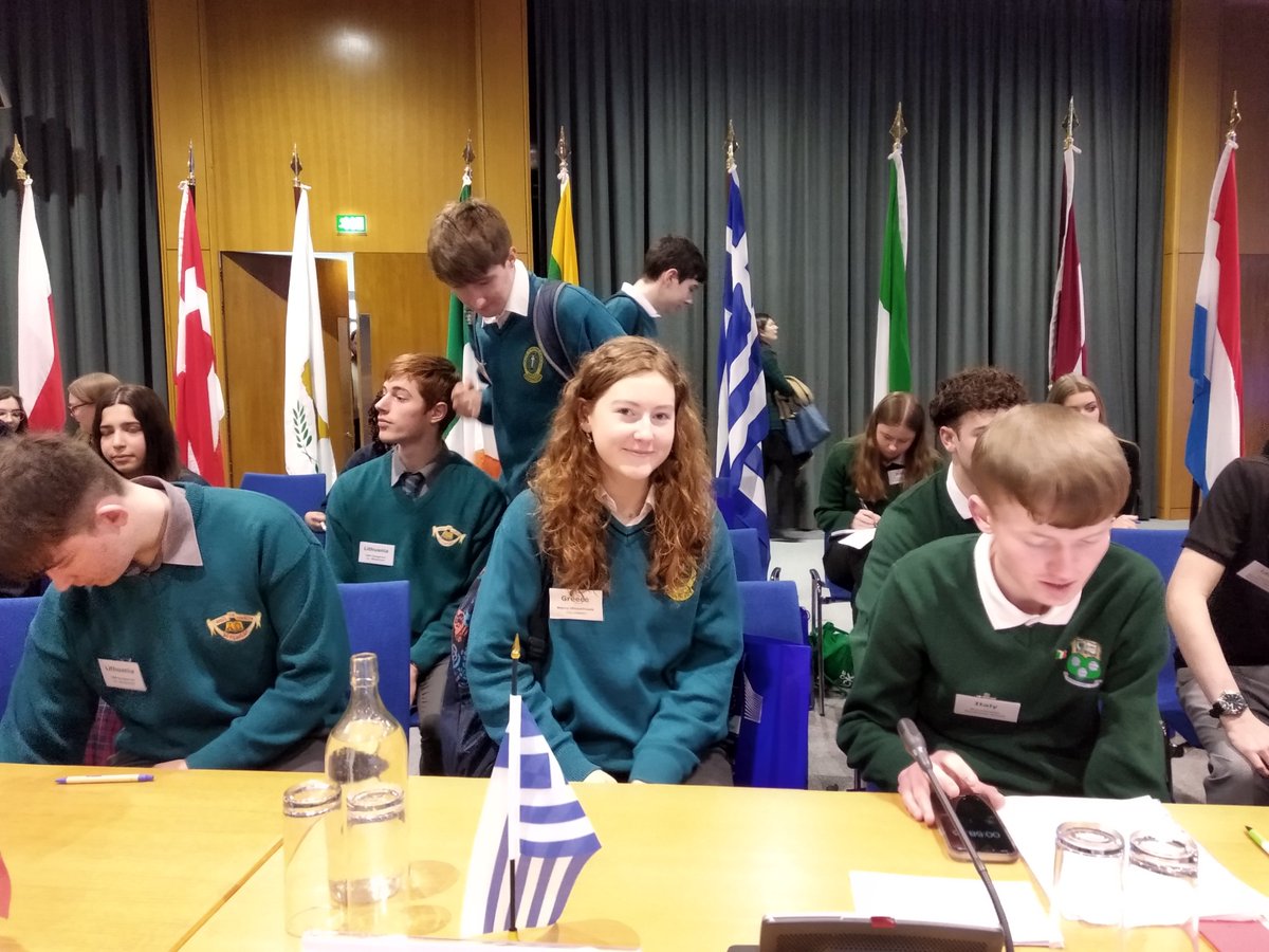 Ambassador Ms. Magdalini Nicolaou participated in the 'Model Council of the EU', Dublin, 1/3/2024. Greece was represented by 'Mercy Secondary School' Mounthawk, Co. Kerry. The event is organized by the Delegation of the EU Commission. Deputy Minister Mr. Peter Burke participated.