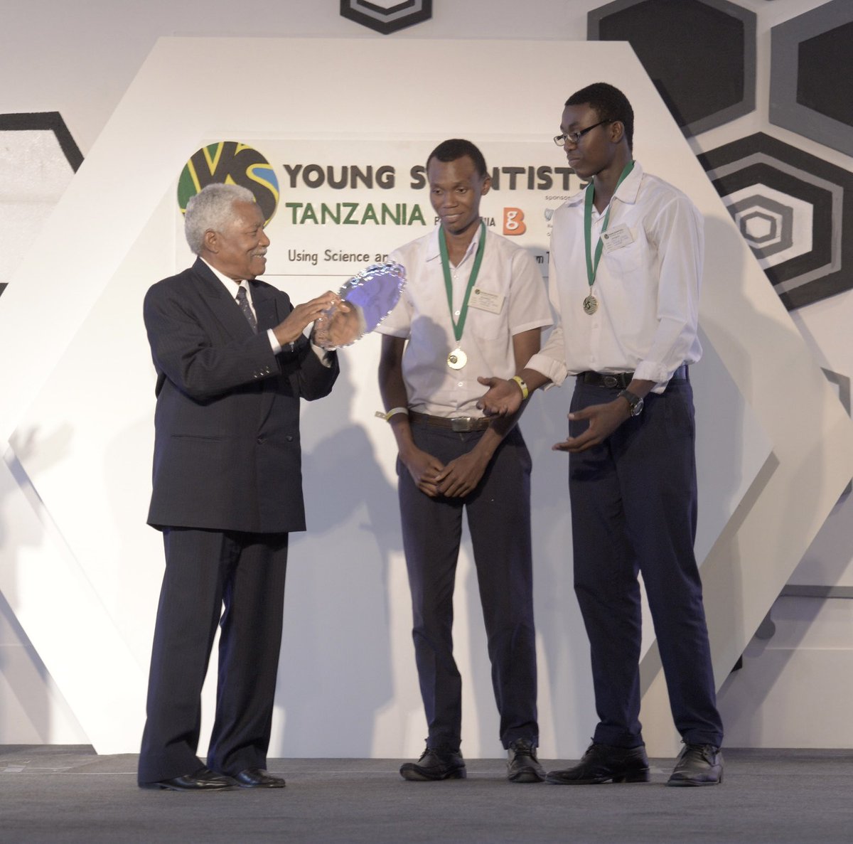 Young Scientists Tanzania tweet media