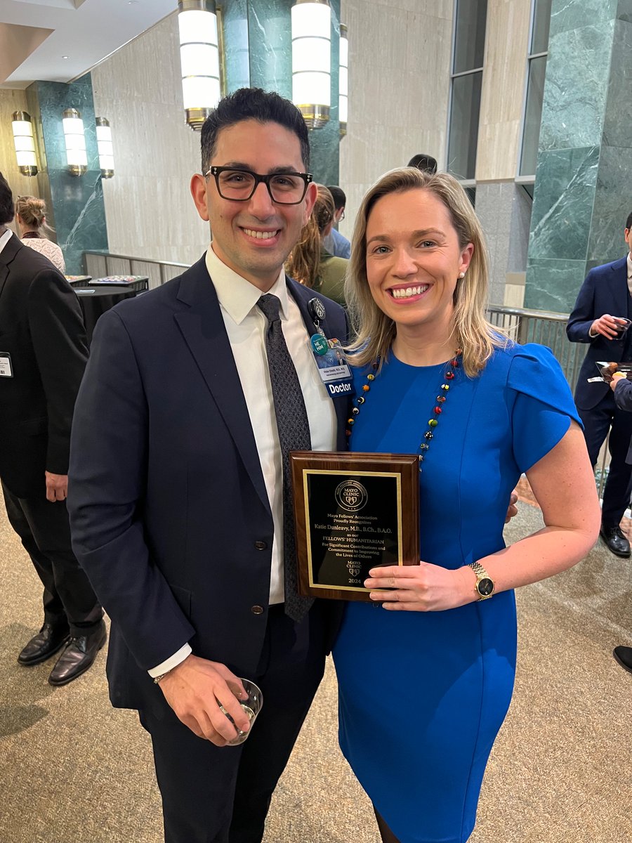 I’m so thankful to @MayoClinicGIHep fellows & @MayoFellows for the Teacher of the Year honor! Our fellows are a major source of joy for me. I am inspired by you & learn something new from you all everyday. I’m also proud & inspired by the Humanitarian of the year @dunleavy_katie!