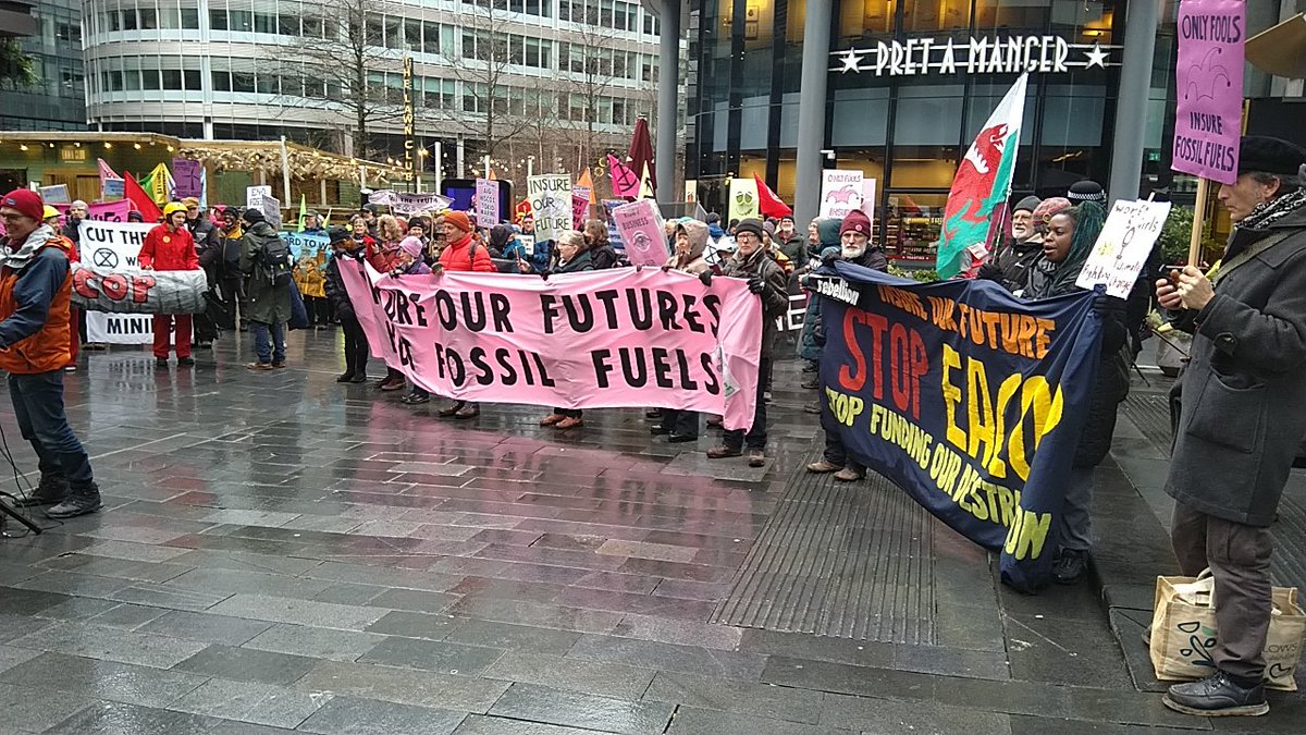 We've been outside the #Manchester offices of @HiscoxUK insurance to demand they commit to abandoning insurance of new fossil fuel projects. Next stop @tokiomarine #NoNewFossilFuels