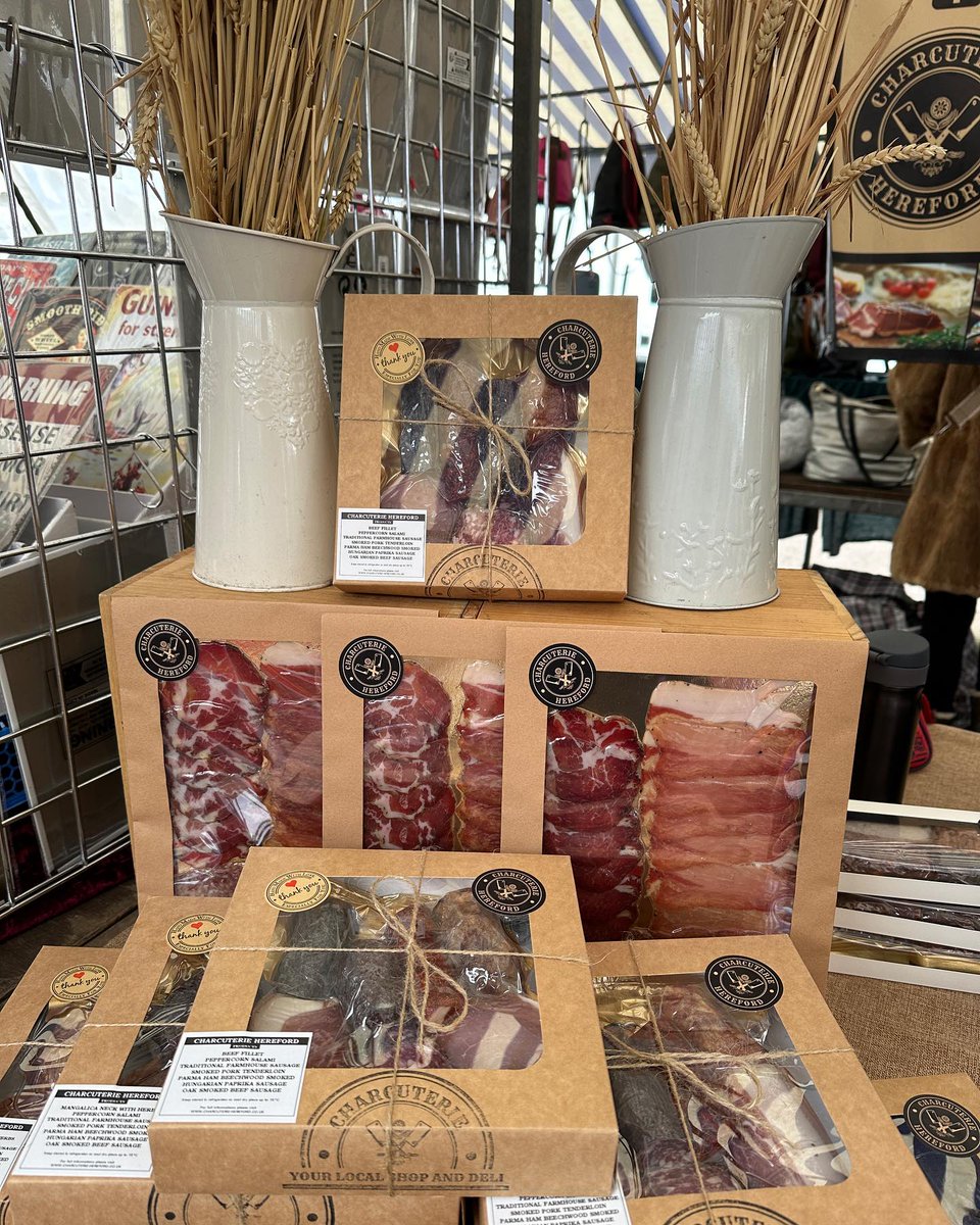 Market day today!! 

Some lovely quirky stores on the market today, pop along and have a mooch this weekend! 

#Loveludlow #visitludlow #Visitshropshire