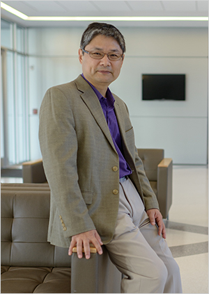 Congratulations to Peihua Qiu, Ph.D., founding chair of the department of biostatistics at @UF Med and @UFPHHP, on receiving the 2024 Shewhart Medal by the American Society for Quality 🌟. Learn more at go.ufl.edu/vyoxwvr #GoGators