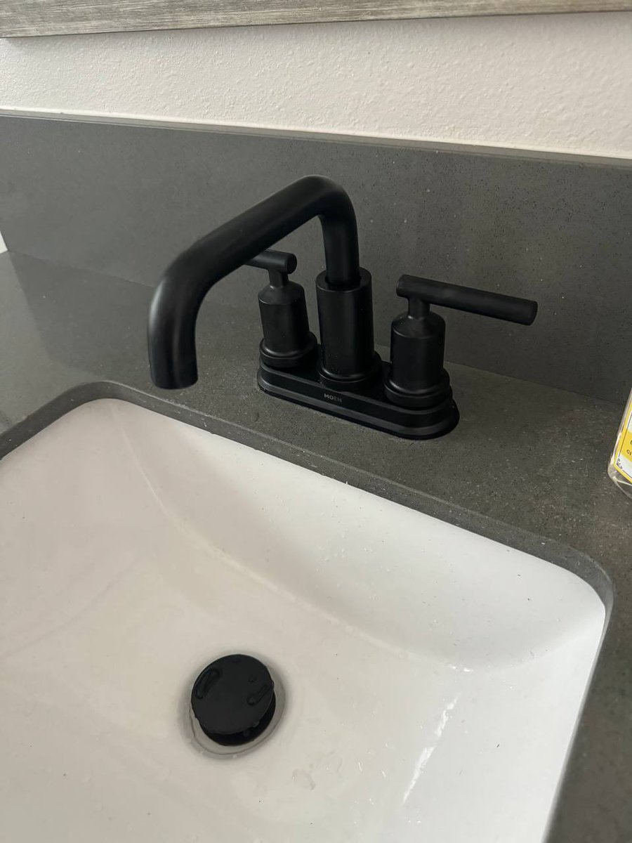 HlahovychV's tweet photo. The renovation included installing faucets in the bathroom and kitchen, a new mechanism for extending the garbage bin, and replacing all the light fixtures. https://t.co/jf0Jc1KeZz