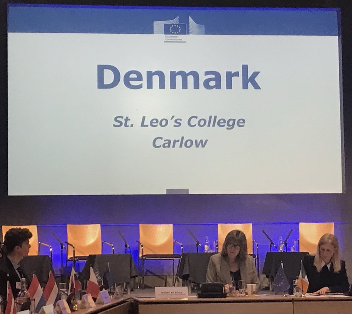 Thanks to the 🇩🇰delegation at #ModelCouncilEU. Nobody in the room had any doubts about the 🇩🇰commitment to EU Enlargement after well prepared and powerful interventions by very clever students from St. Leo’s College Carlow. Very impressed by the imaginative financial proposal!