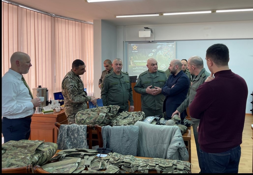 Representatives from PEO Soldier recently visited Yerevan, Armenia, and provided a demonstration of Soldier capabilities to the Armenian Ministry of Defense. These positive engagements continue to strengthen foreign partner relationships. #partnerships