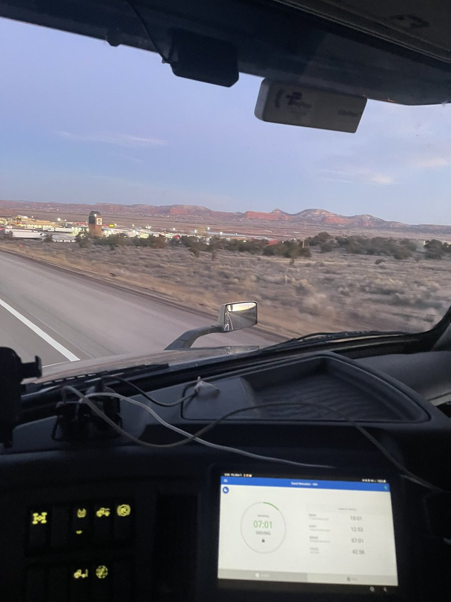davidweintein's tweet photo. Gallup New Mexico…good morning beautiful people have a wonderful day https://t.co/ICVwJG7cOG
