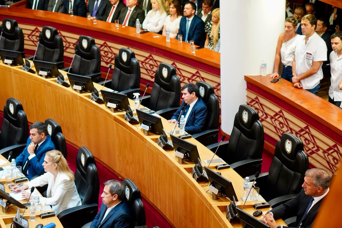 En La apertura del 119⁰ periodo de Sesiones Ordinarias de la Legislatura de Tucumán, que es un compromiso nuevo con los tucumanos y tucumanas, en estos tiempos dónde debemos mostrar trabajo y reforzar la Democracia.