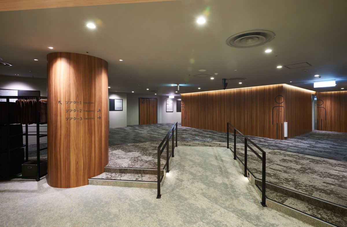 新所沢レッツシネパークは2024年2月29日(木)の営業をもちまして閉館致しました。1983年6月にオープンして以来、地域密着型の映画館として皆様に支えられ営業を行って参りました。40年間もの長きに亘り、ご支援・ご愛顧いただきましたことを従業員一同心より御礼申し上げます。誠に有難うございました。