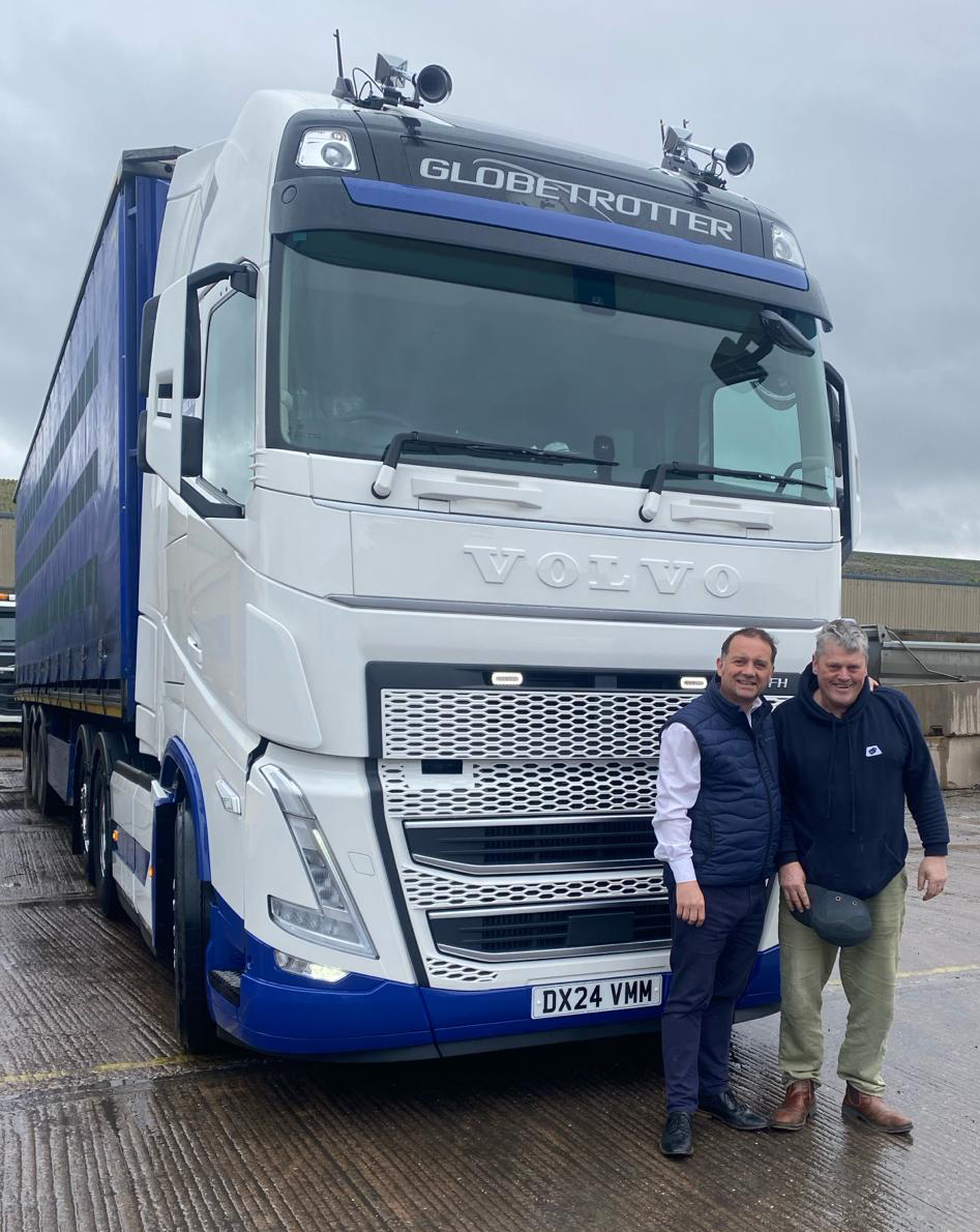 HartshorneGroup's tweet photo. New truck day for the team at John Birch.
A huge thank you to John for entrusting Hartshorne with this order, it has been a great pleasure working alongside you, to now seeing the truck on the road.
Happy trucking John.
#volvotrucks #johnbirch #newregistrationdate #newplate https://t.co/fqtunTRjEy