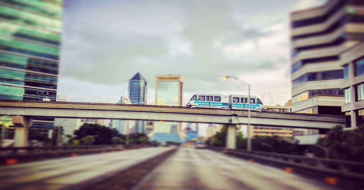 100 RTs and I'll get a skyway tattoo.