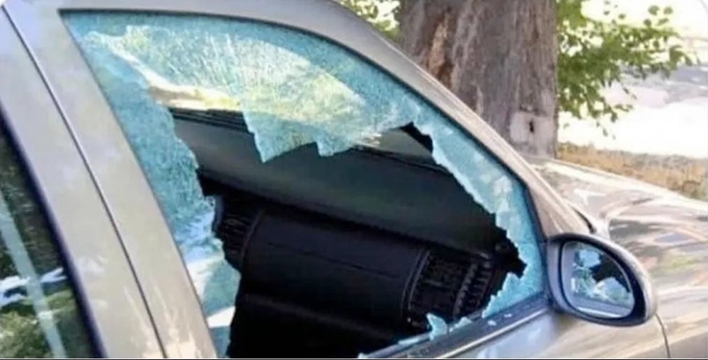phil_lol_ogist's tweet photo. Awful day today... I had two volumes of historical linguistics in my car. Someone broke in and left two more. https://t.co/9gGkoLJWNZ