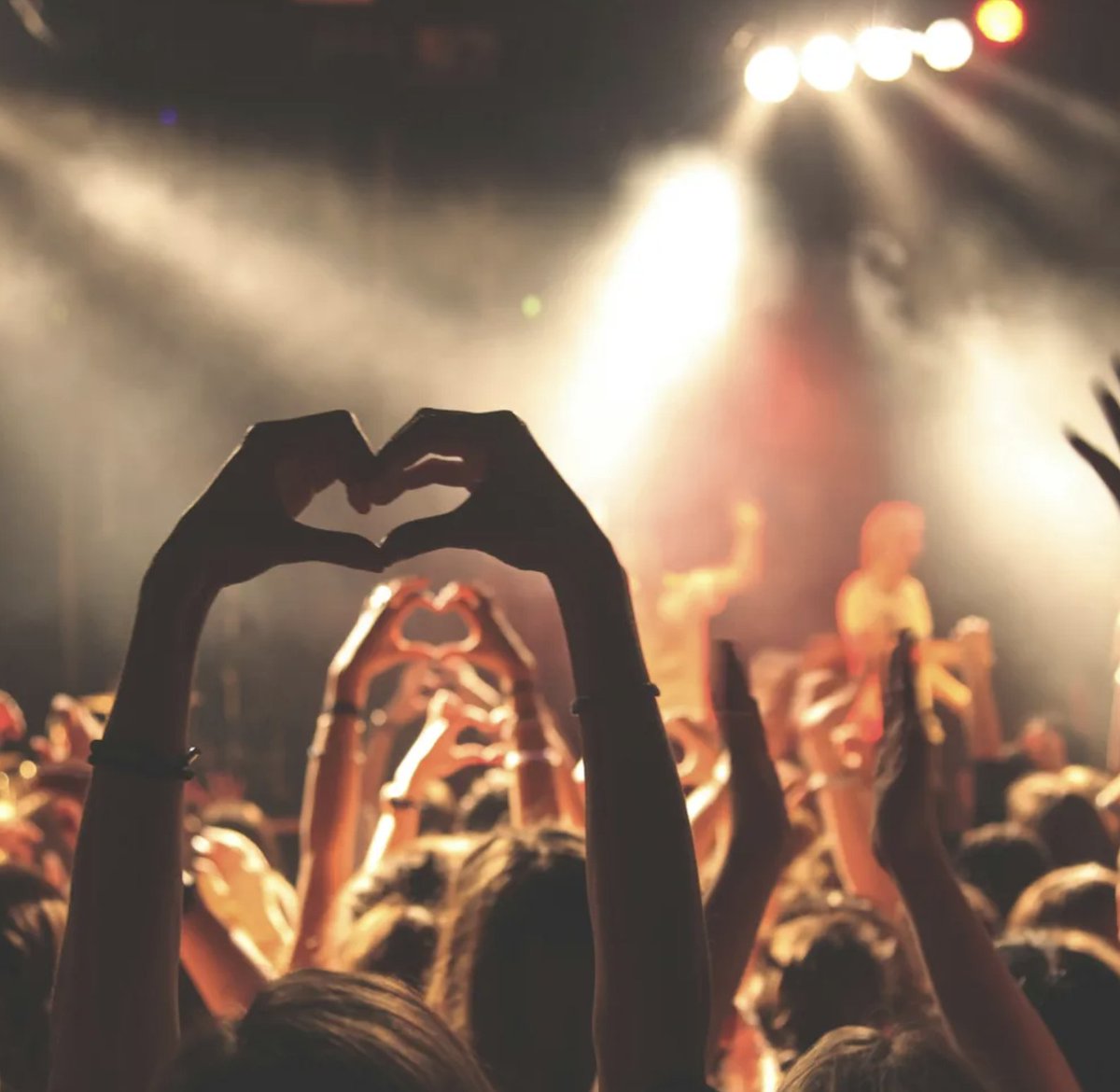 What can brands learn from the Taylor Swift effect? 

Our Senior Creative Strategist, Esther Scriven, explores the power of the 'Taylor Swift effect' for providing insightful lessons to brands on the value of authentic and consistent consumer engagement.

im.ag/3uKbkZJ