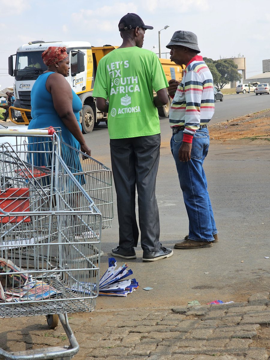 MathibaneTebogo's tweet photo. We are out in Ward74, Kwa Thema Square, engaging voters.
Our message today is on the @Action4SA Economic Prosperity Policy, which advocates for Access to economic opportunities for all South Africans.
#VoteToFixSA πβ
οΈ https://t.co/wGW2OdW28r