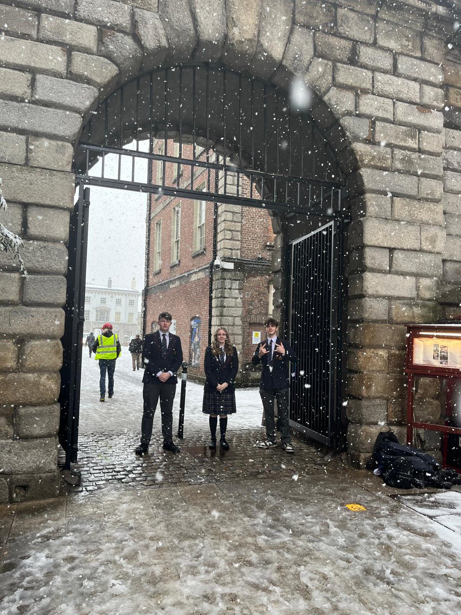 Model European Council Debate 2024

Good luck to Emily, Jake and Aaron who are representing Germany at #ModelCouncilEU. The Deansrath team put forward excellent arguments on EU reform @euireland #teamddletb #ModelCouncilEU #ddletb