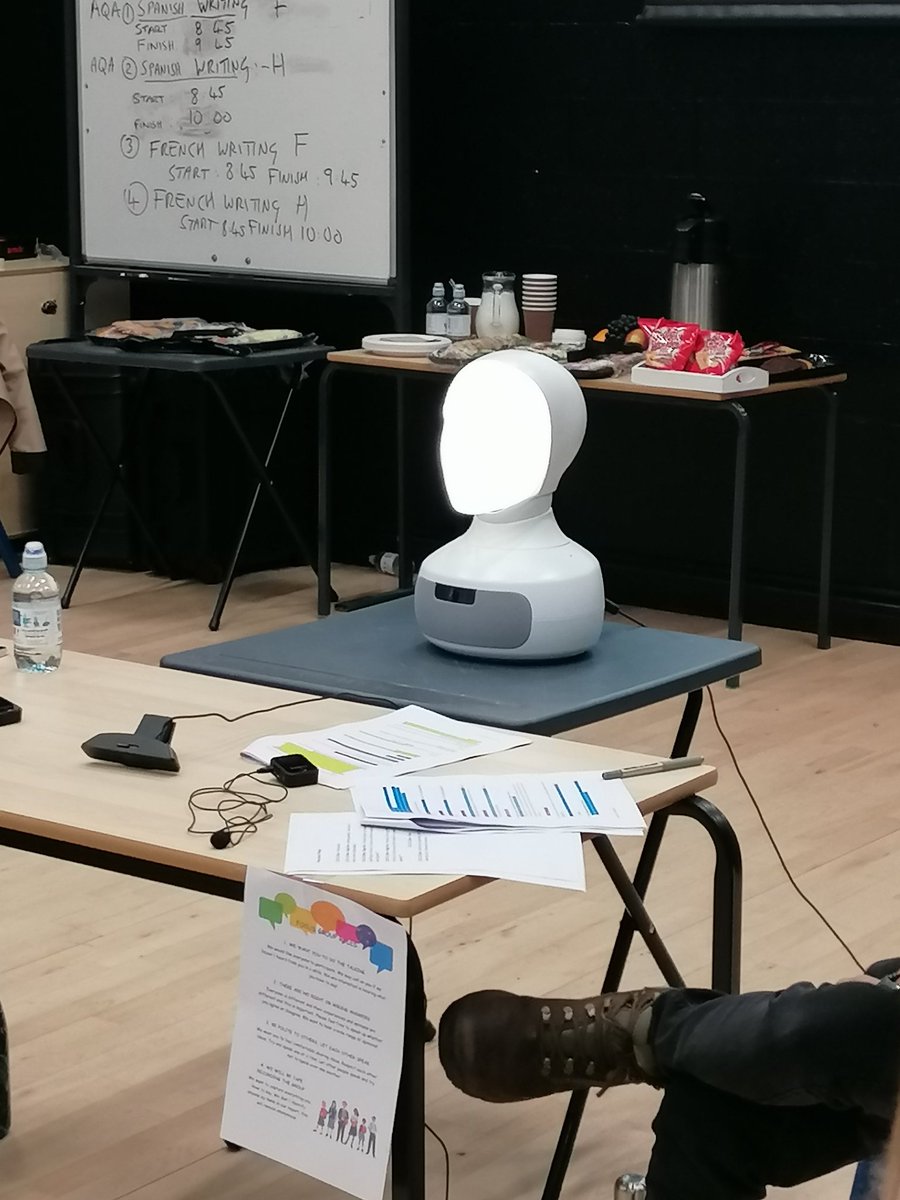 SharplesCompIT's tweet photo. Here a group of ten pupils from Key Stage 3 are working as part of the research into how robots can aid communication https://t.co/prJ1MncxTl