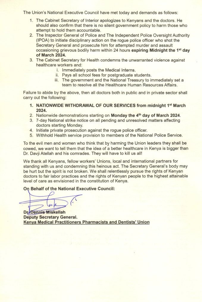kmpdu's tweet photo. With profound regret, we condemn the violent police attack on our peaceful KMPDU march and the deplorable attempt on the life of our SG, @Da. We strongly condemn these actions. Here's our official communication following the KMPDU NEC meeting. 

#postmedicalintern https://t.co/Qck7XbdDmM