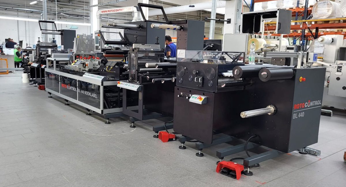 Extended Content Labels (ECL) including Booklet Labels expands the label’s voice with additional space for text and graphics. 

Learn more about our modular Booklet &amp; ECL capabilities and machine solutions: loom.ly/3ZjDP4w

#RotocontrolEMT #bookletlabelprinting #ECL