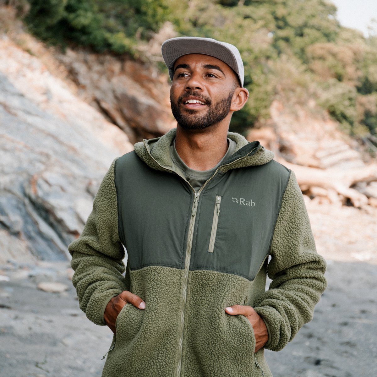 Rocking the retro-inspired @rab_equipment Outpost Hoody, made with