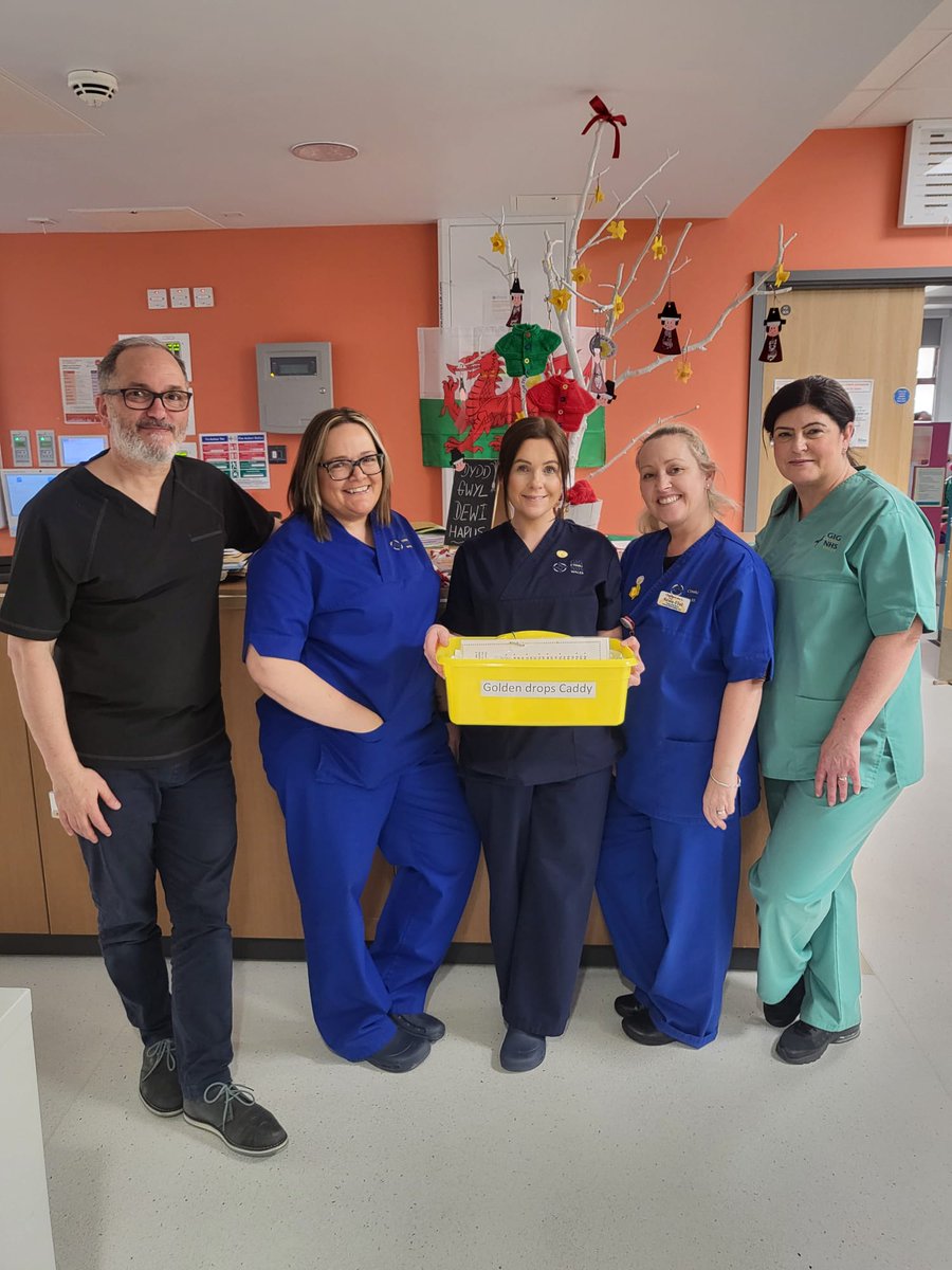 CTM_IFC_Team's tweet photo. Celebrating re launch of Golden drops on the Neonatal units @CwmTafMorgannwg https://t.co/5VIY5rY7pR