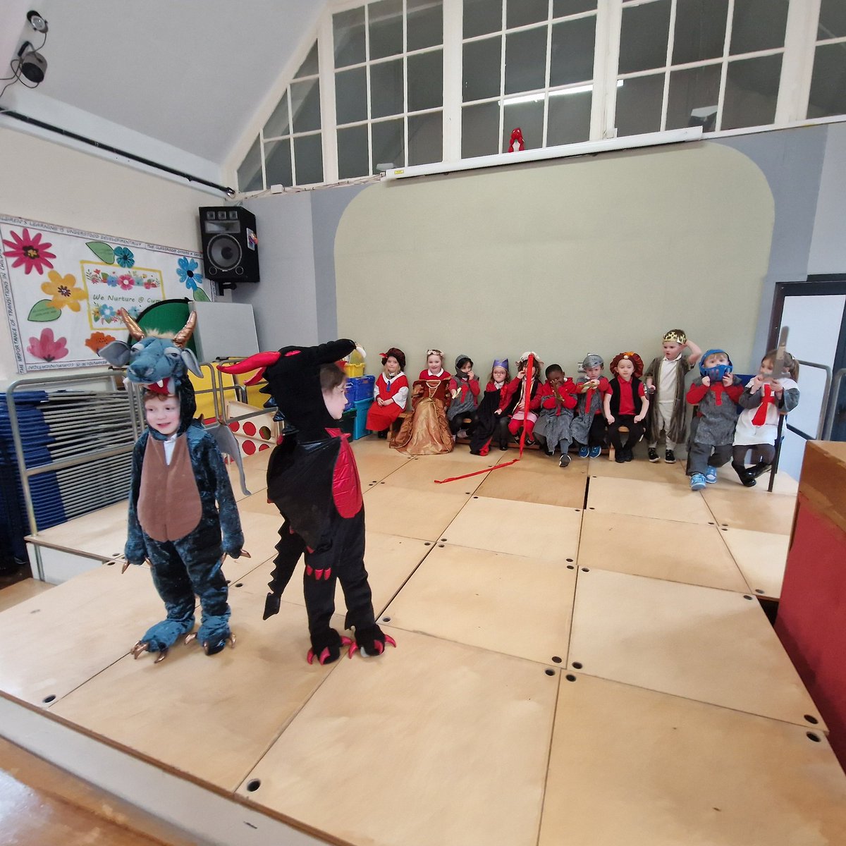 CL_Stars's tweet image. Happy Saint David's Day 🌼🏴󠁧󠁢󠁷󠁬󠁳󠁿
Here's what's been happening over the past 2 weeks. The children have love learning about different Welsh Myths and Legends so much that we are going to carry on until Easter @CwmclydachPri @aberdareciw #DewiSant #StDavidsDay #expressivearts #welsh