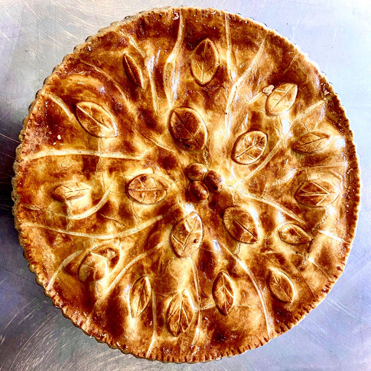 British Pie Week in Clovelly! 🍴

From Monday 4th - Sunday 10th March, we'll be serving up a selection of delicious homemade pies in the Red Lion Harbour Bars, made with produce grown in the Court Gardens. You're in for a treat!

Harbour Bars: redlion-clovelly.co.uk/food-drink/bar…