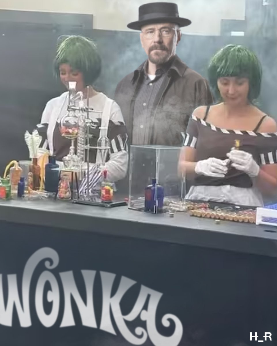 Happy March people! 😉 #willywonkaexperience #Glasgow #love #Wonka  #BreakingBad