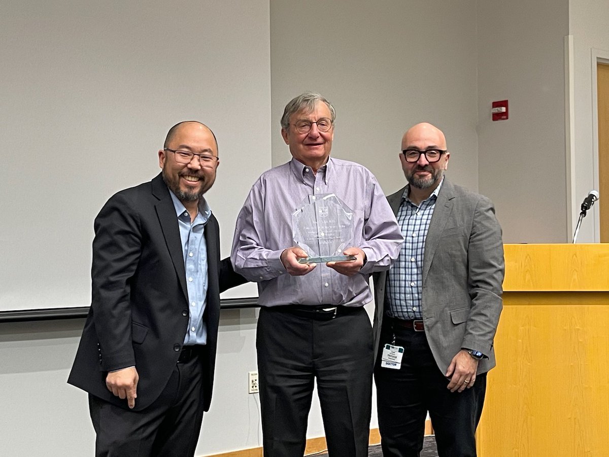 Amazing stories of scientific discovery initiated from astute observations at the bedside from Dr. Joe Prchal - our first 'Pioneers of Hematology' seminar speaker jointly supported by Adult & Pediatric Hematology! @WashUHeme @WUDeptMedicine @WUSTLPeds @WashUDPS @WUHemeOncFellow