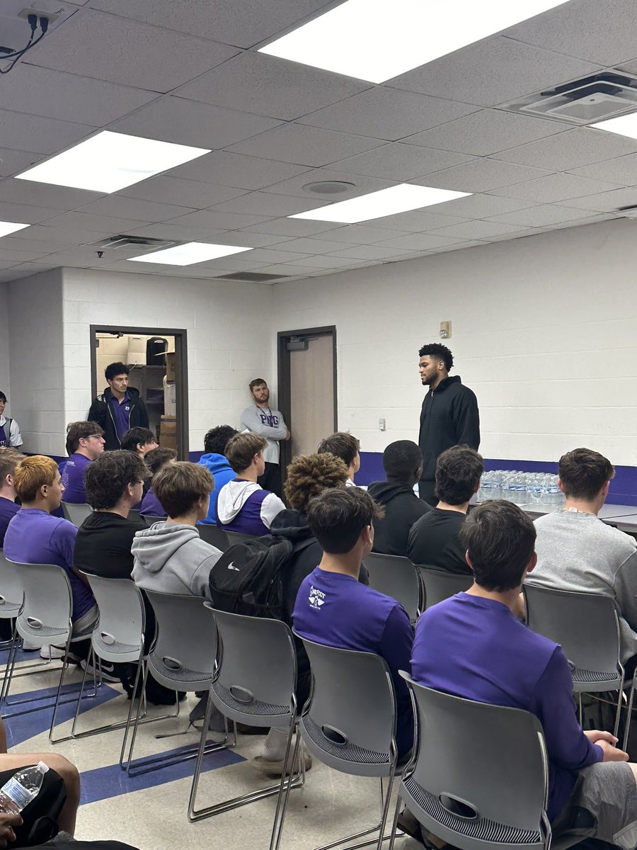 Thank you @roschon for taking some time to speak to the team today. #HonorPrideTradition
