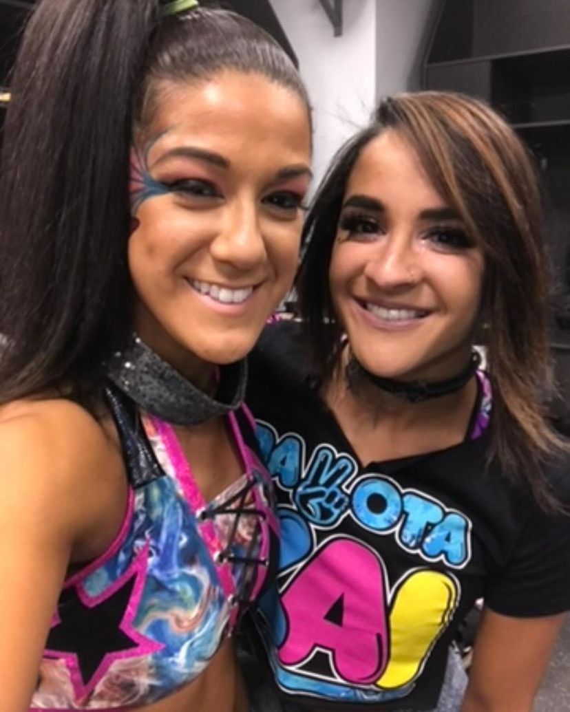 ItmeBayleywwe52 tweet picture