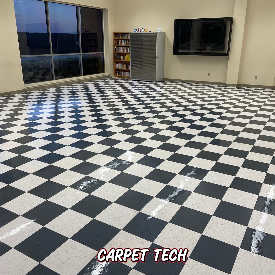CallCarpetTech's tweet image. From dull and scuffed to ➡️ stripped, sealed, and shiny! ✨ These floors at a local business are going to blow their customers away when they see them! 

Learn more about our VCT tile process here: carpettech.com/commercial/til…

#CallCarpetTech #CarpetTechClean #TileCleaning #VCTTile