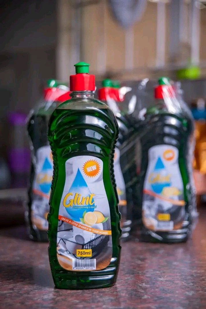 Ndi_Muvenda_'s tweet photo. Hi Guys Can You Please Help Me Congratulate My Friend For launching her product ❤️🔥

Black Child We are WINNING ❤️

You Sharing Can Help A Black Sister Win And Get To Create employment ❤️🙏🏼 https://t.co/P996dJ602f
