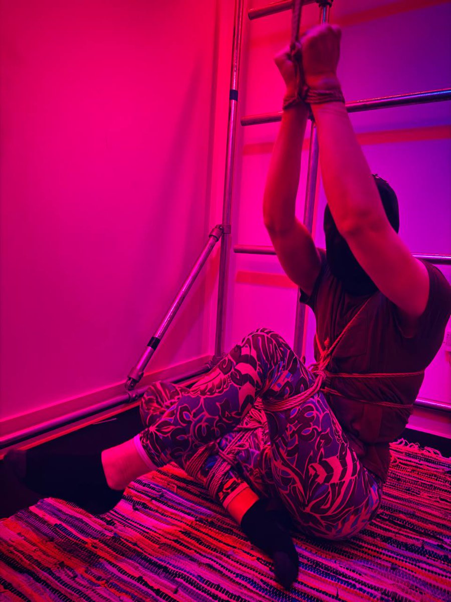 lockedplaydough's tweet photo. Got in some flight time!

🔗+📷 by the incredible @_On_The_Hill (aka BigDickTotesMascDomTop) https://t.co/XXl0jEBqBs