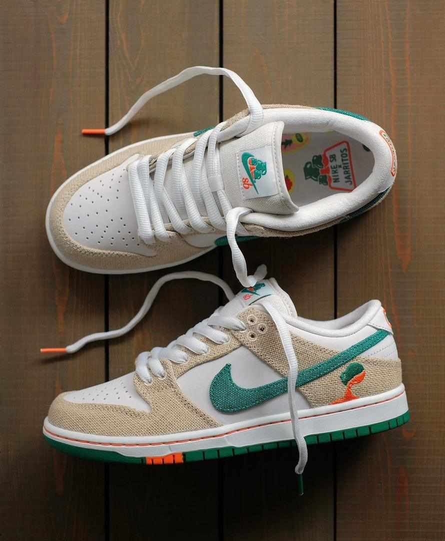 mulindwa872's tweet photo. Kicks of the day 
1. Nike SB Jaritos 
2. Clarks boots https://t.co/SFIkxxQs6t