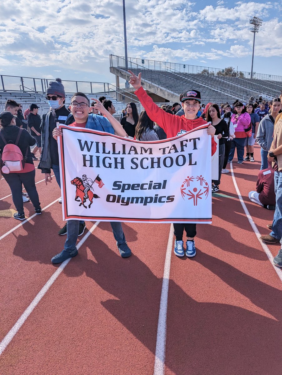 TaftOlympians's tweet photo. Today is our Track and Field Event... Everybody having a good time!!!! https://t.co/7aZLYHzF9f