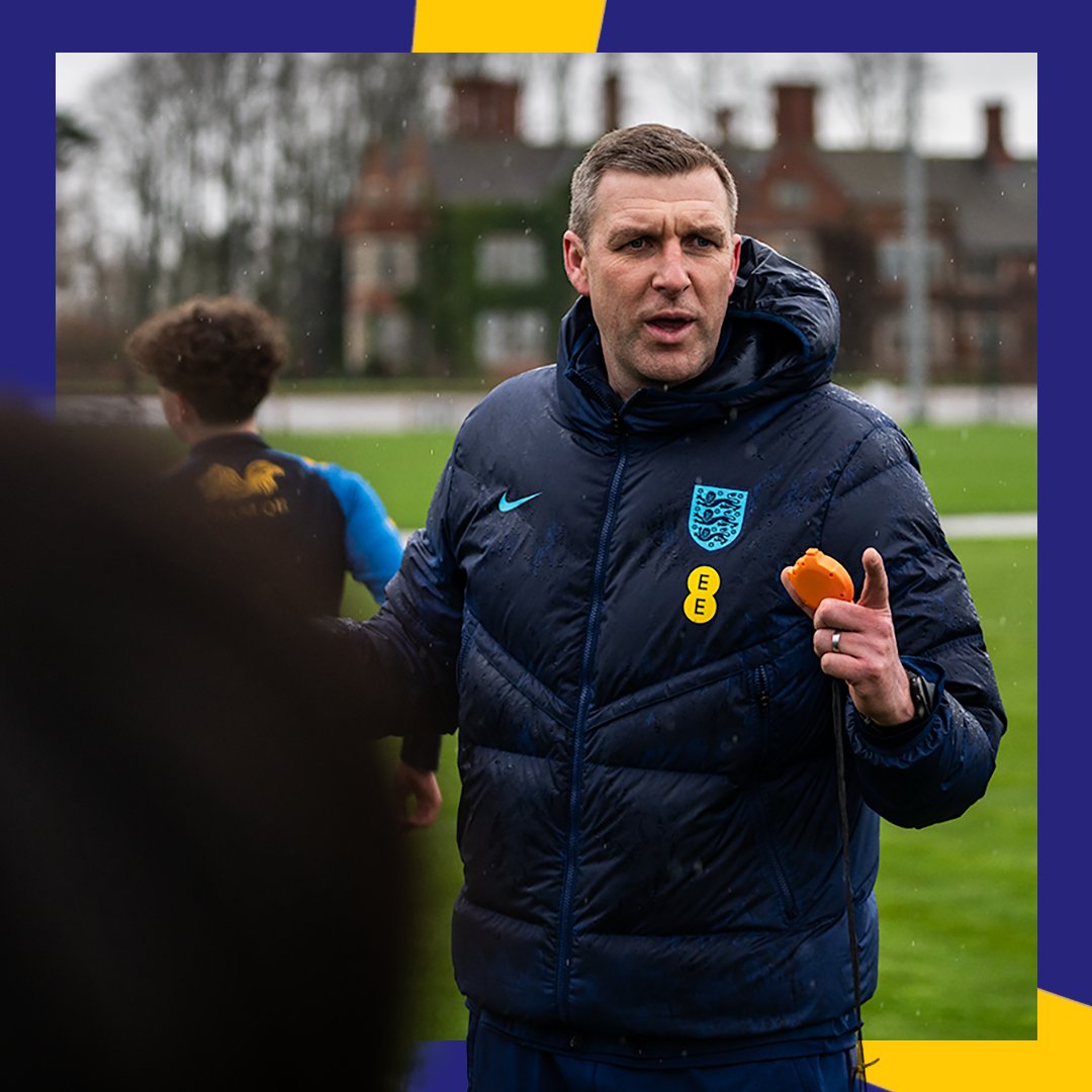 Today, our PSP football students had the privilege of hearing an inspiring presentation from Ben Futcher, the Coach of England's U20 team. Following this enriching experience, they were further rewarded with an exhilarating coaching session! ⚽️👏

#TeamQE