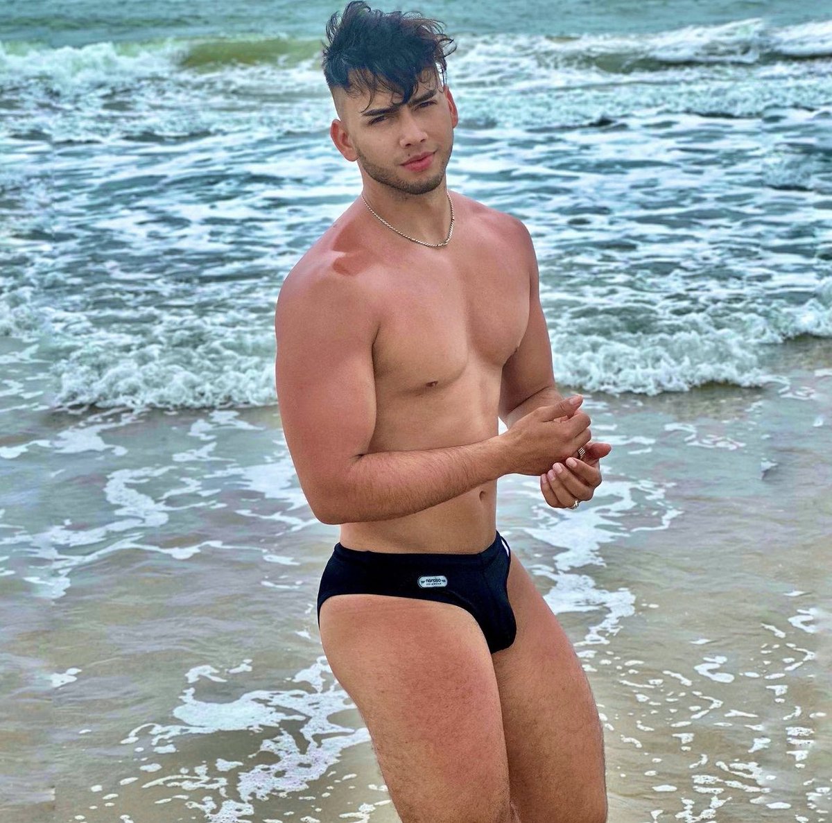 Andrew_sebastt's tweet photo. 🇧🇷🌊🏝️ https://t.co/Z7VKrtv0Sq