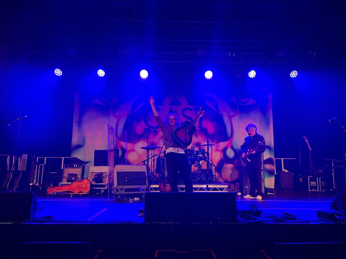 Soundcheck ⁦@SWG3glasgow⁩ ⁦@castofficial⁩ First night of “Love is the Call” tour Jp