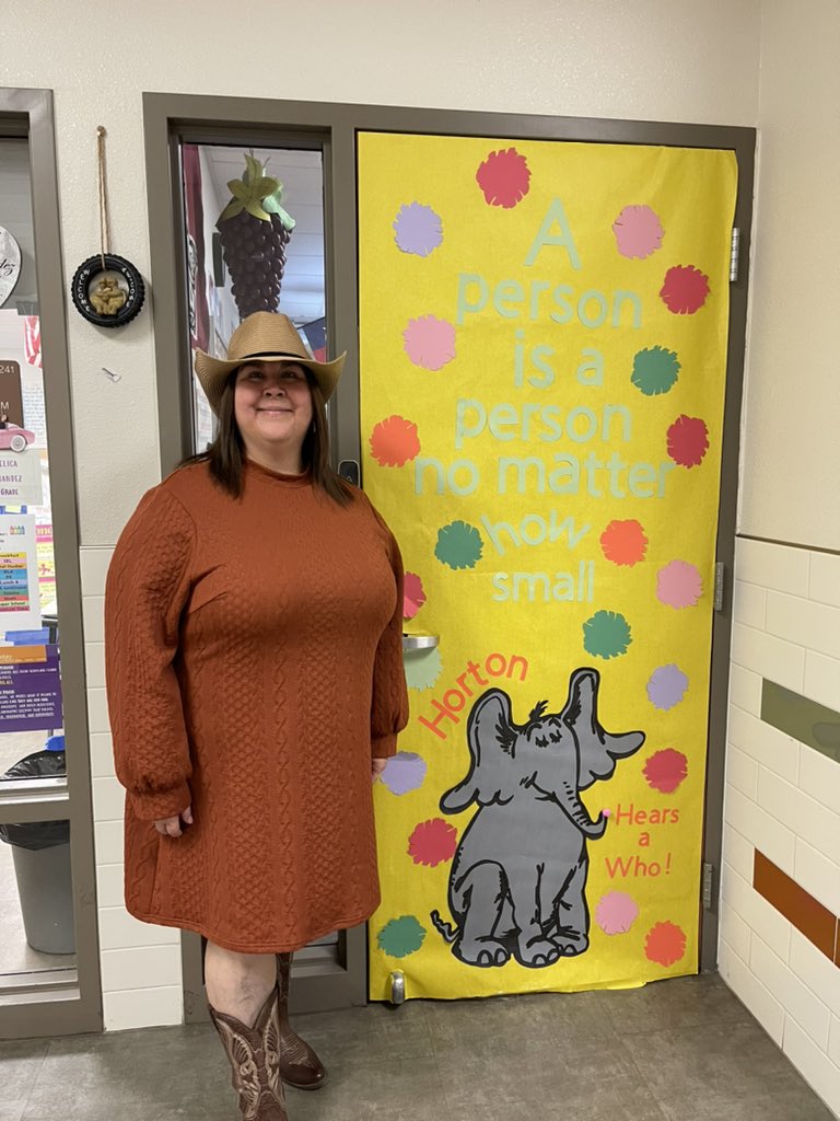 Thank you to our talented volunteers for our beautiful doors ! #TeamSISD