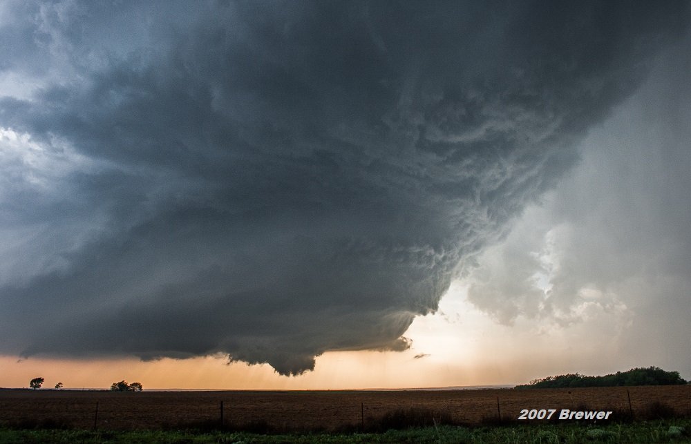 SimonStormRider's tweet image. Can only choose 1...
#MeteorologicalSpring