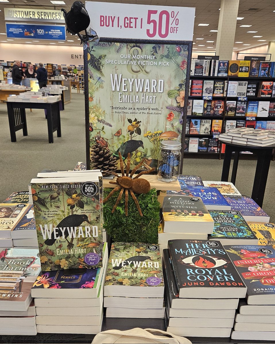 B&N's speculative fiction pick is @EmiliaHartBooks Weyward, an addictive gothic, witchy tale with deeply buried family secrets. This one is already a favorite with Booksellers! #BNPicks