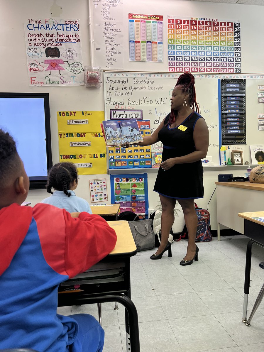 Thank you so much, Dr. Egheosa Igbinoba! Our 1st Graders thoroughly enjoyed the read aloud and spending some time with you this morning. 📚 @MDCPS @SuptDotres @MDCPSCommunity @Mia_DadeChamber @MDCPSNorth @YeseniaAponte05 #MiamiReads #YourBestChoiceMDCPS #MDCPSPartners