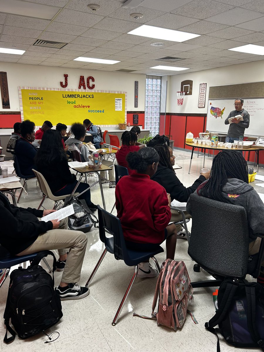 LMS_Lumberjacks's tweet photo. Students are enjoying the FCA meeting this morning in the John Jenkins Achievement Center. #fca #jjac @Jrmurphyjack https://t.co/VtkaoIEhqS