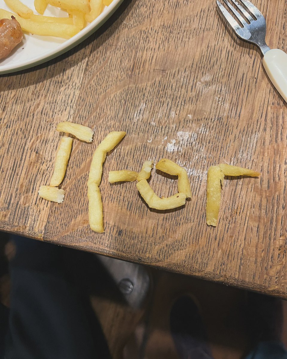 As a child I was always told never to play with my food! But tonight I felt like such a proud nanna, watching our 3 year old Ifor spell out his name, totally unaided 🥳 He’s such a little ⭐️ #proudnanna #specialmoments