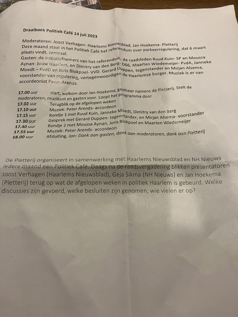 Vanmiddag dit  in PolitiekCafe van <a href="/Pletterij/">Pletterij Haarlem</a> <a href="/gemeentehaarlem/">Gemeente Haarlem</a> . Met  7 partijen, 2 burgers en Peter Arends op accordeon. Dank <a href="/JoostVerhagenFT/">Joost Verhagen</a> raadsleden,  <a href="/bergtop/">Baggio Bergtop</a> <a href="/M_Wiedemeijer/">Maarten Wiedemeijer 🏘️🏘️🏘️</a> #JannekeMoedt <a href="/moussaaynan/">Moussa Aynan</a> <a href="/Ruudkuin/">Ruud Kuin</a> #FrankVisser #JorisBlokpoel en #GerardDuppen #MirjanAlsena
