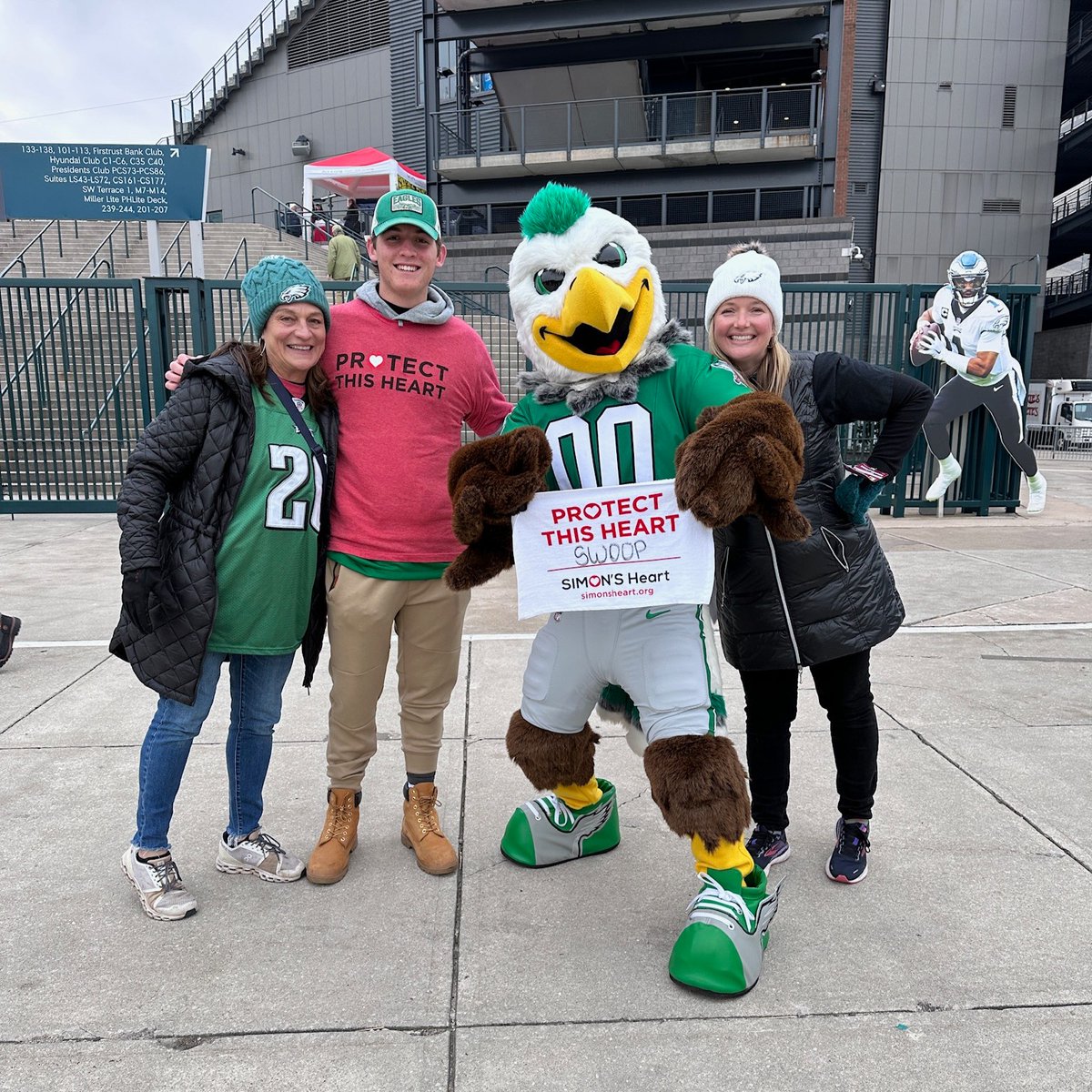 Tomorrow is the BIG DAY! 🥳 We look forward to seeing everyone at Simon’s Soiree at Lincoln Financial Field! Don’t forget to place your bid on our auction items here: bit.ly/42A30YN